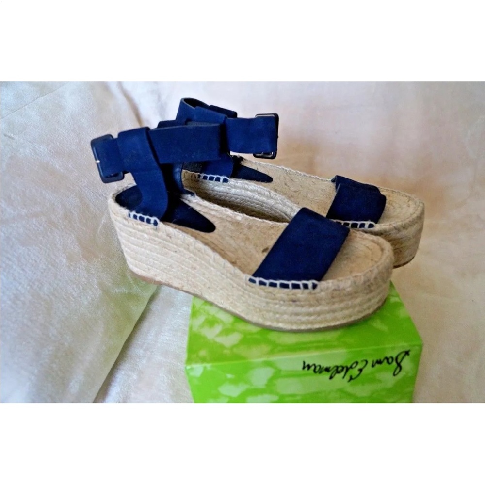 Vince Abby Open Toe Suede Wedge Sandal SIZE 8